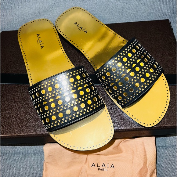 Alaia Laser Cut Leather Slides (NWT)! - Picture 4 of 7